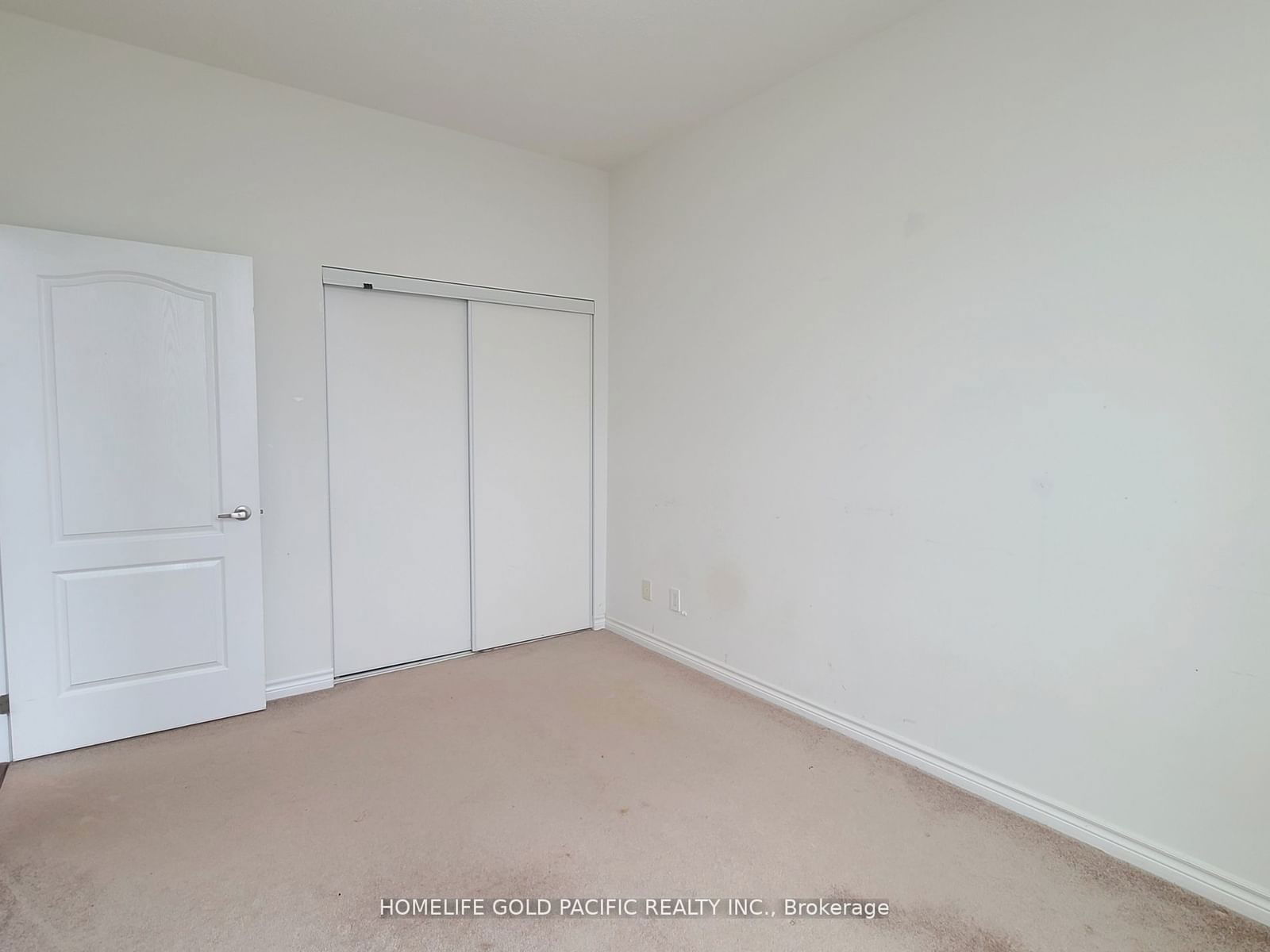 8323 Kennedy Rd, unit Ph02 for rent