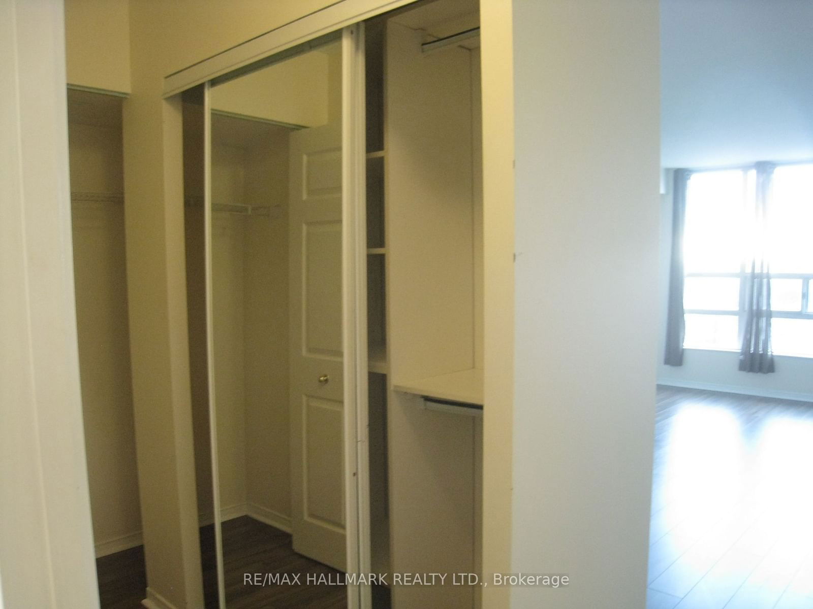 7825 Bayview Ave, unit 1117 for rent