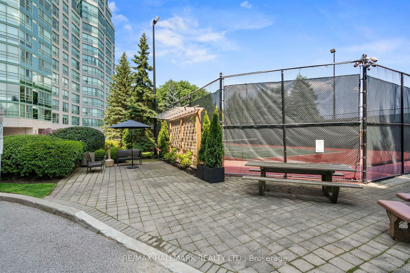 7825 Bayview Ave, unit 1117 for rent