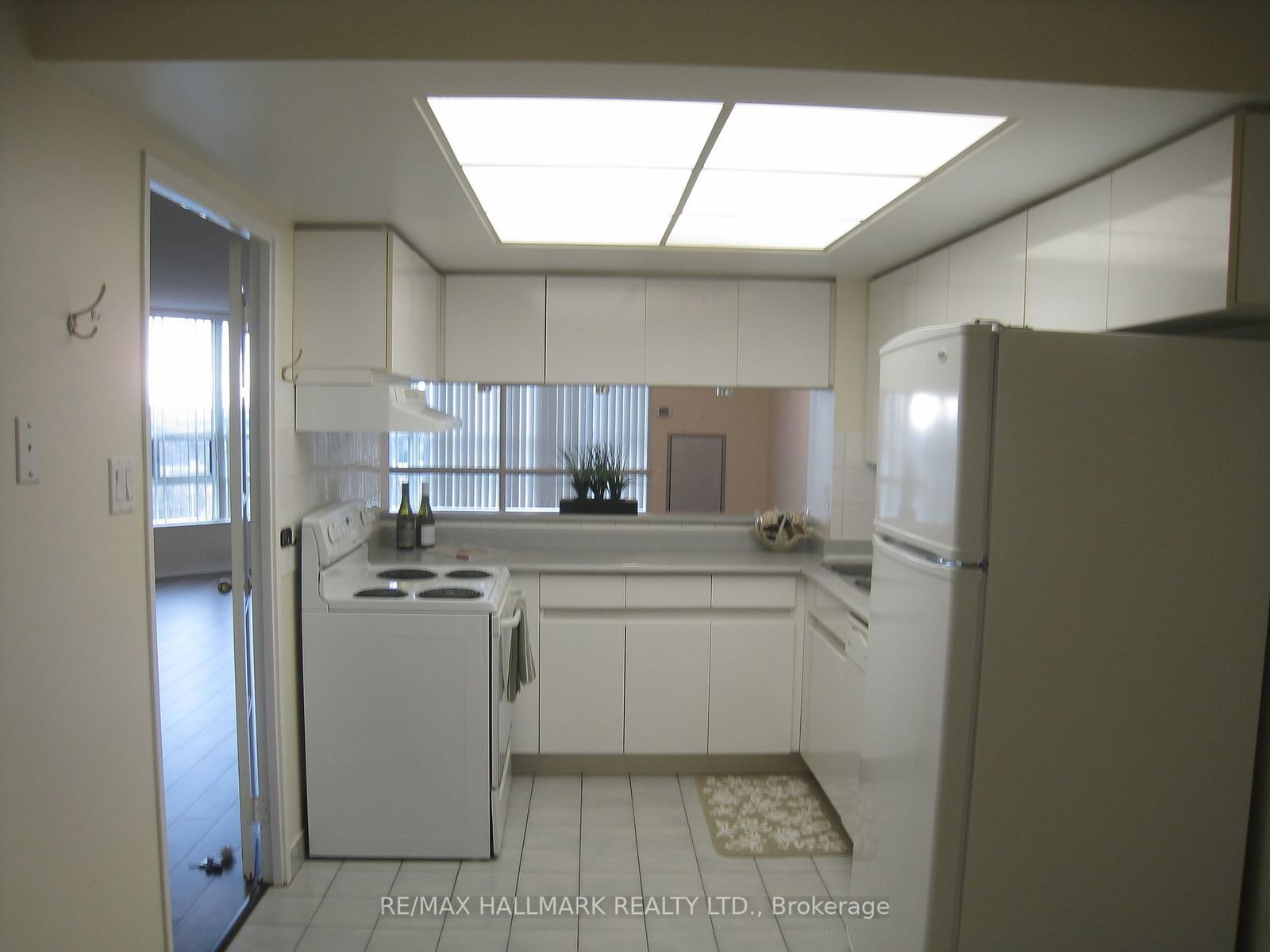 7825 Bayview Ave, unit 1117 for rent