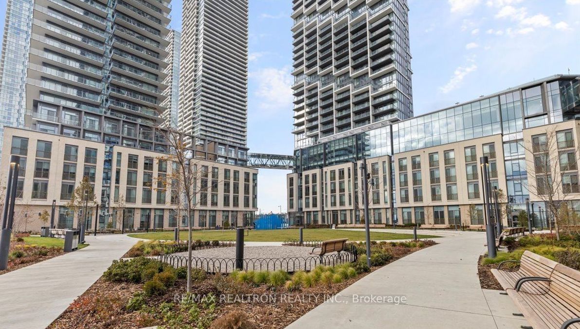 7890 Jane St, unit 2905 for rent