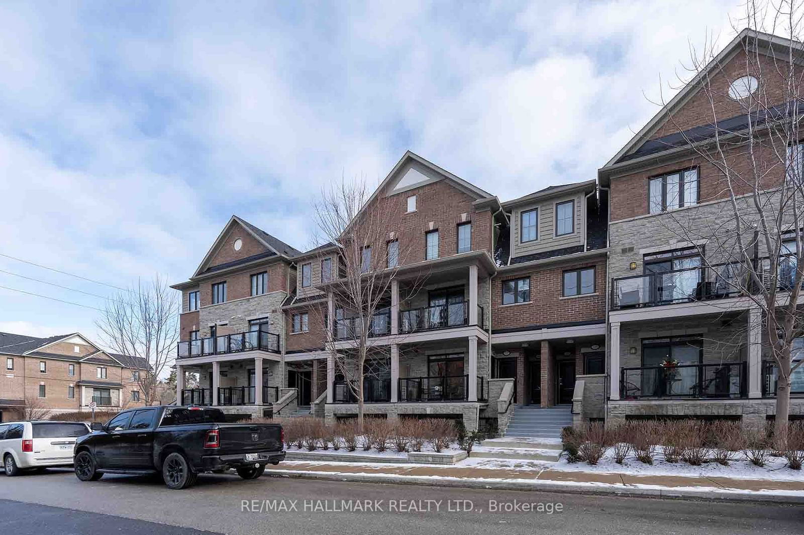 Riverside in Pine Grove Townhomes, Vaughan, Toronto