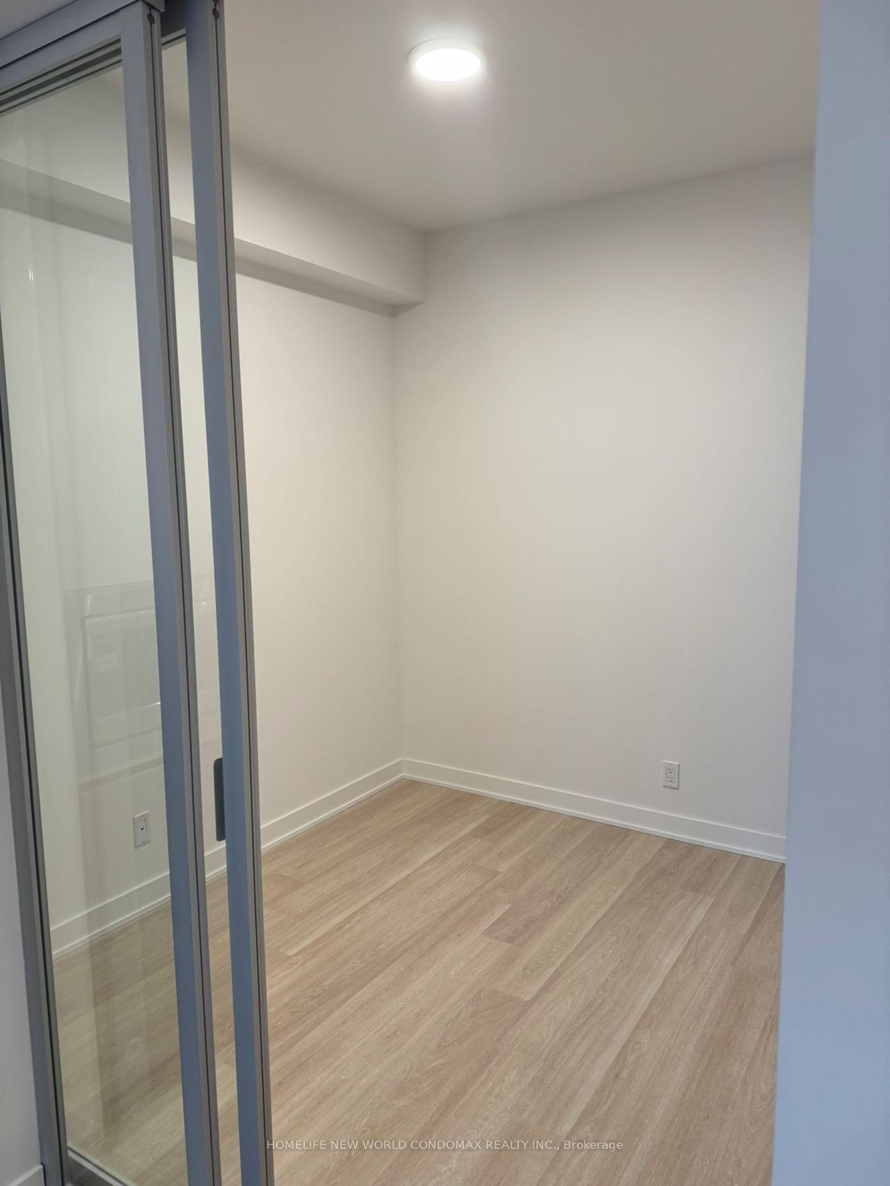 50 Upper Mall Way, unit 1709 for rent