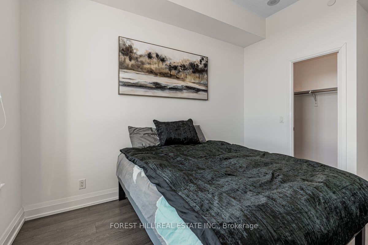 7900 Bathurst St, unit 614 for rent