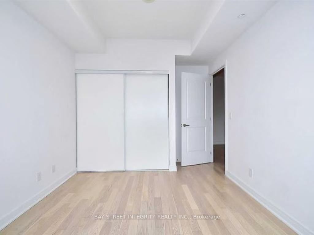 9199 Yonge St, unit 601SE for rent