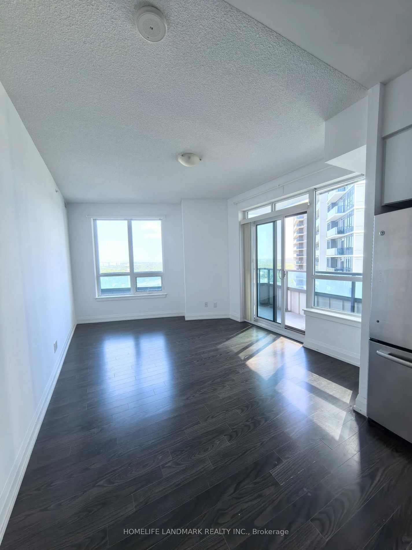 7171 Yonge St, unit 1101 for sale