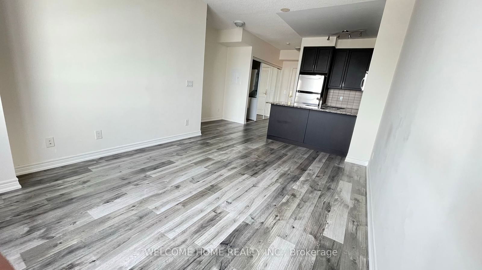 9245 Jane St, unit 1602 for rent