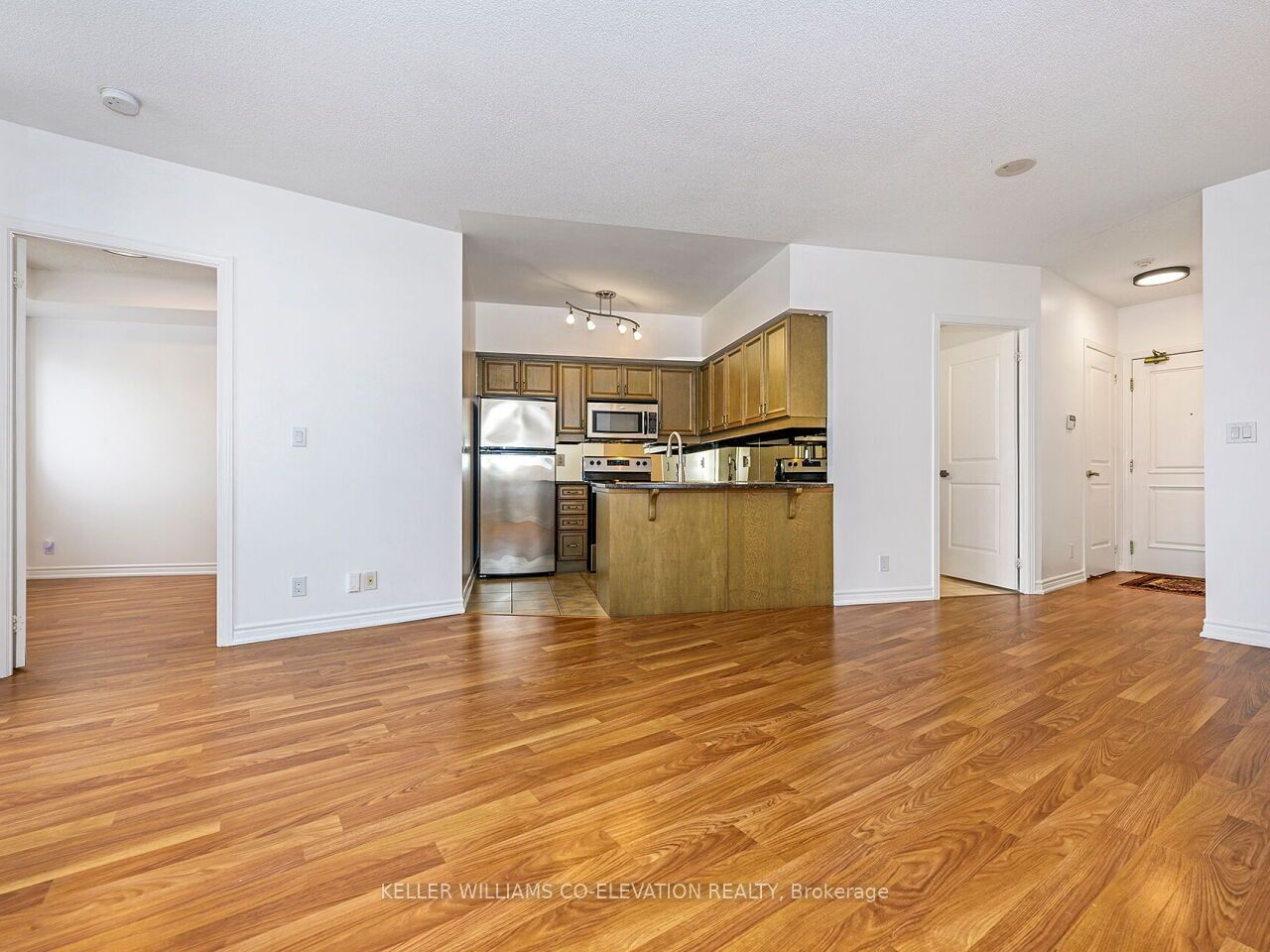 9225 Jane St, unit 1609 for sale