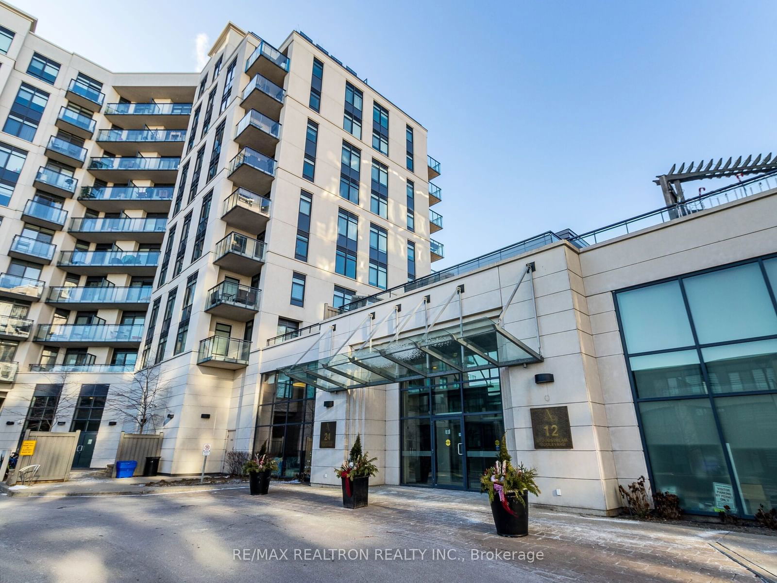 24 Woodstream Blvd, unit 404 for rent