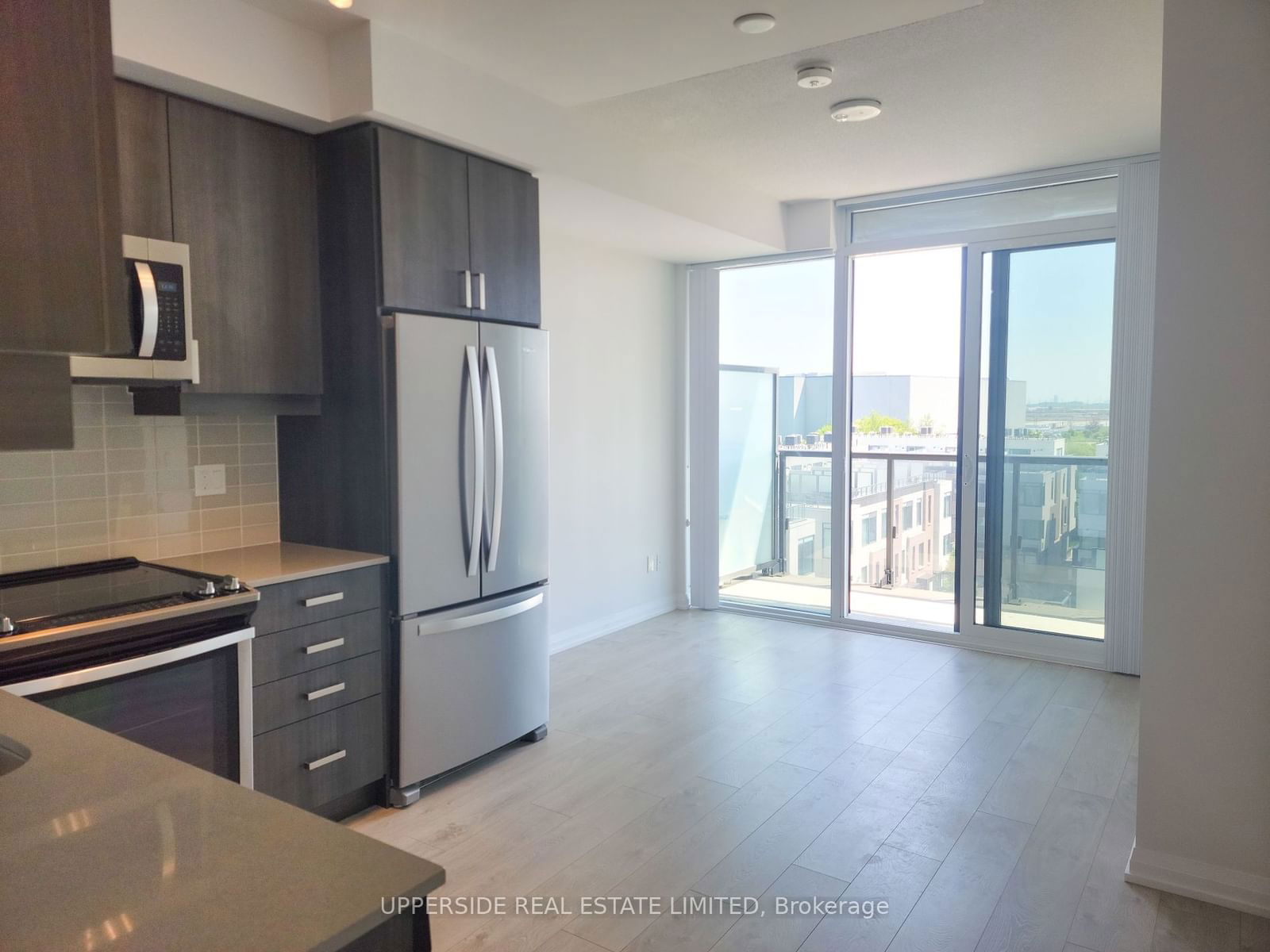 7895 Jane St, unit 502 for rent