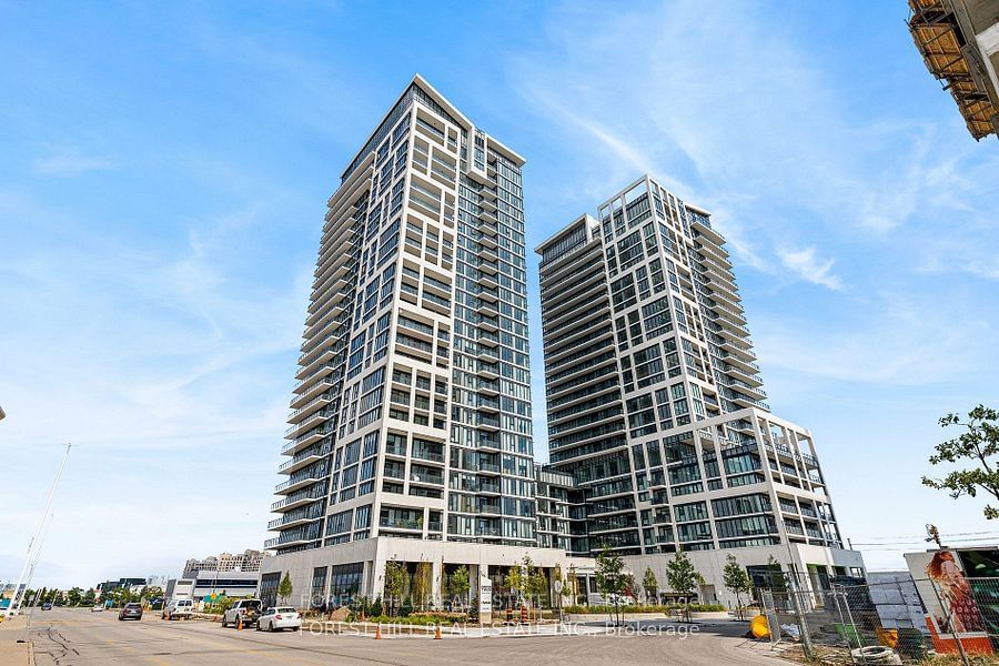 9000 Jane St, unit 805 for rent