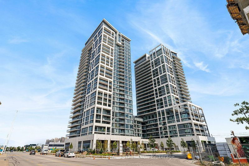 9000 Jane St, unit 805 for rent