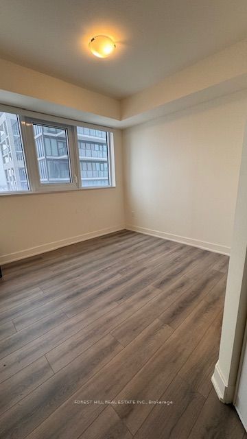 9000 Jane St, unit 805 for rent