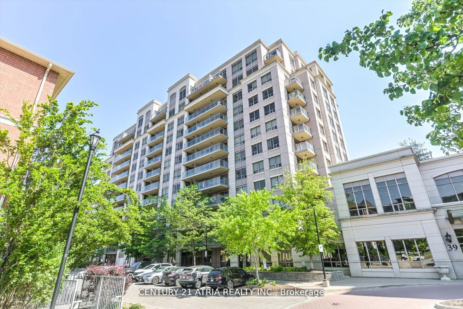 39 Galleria Pkwy, unit 609 for rent