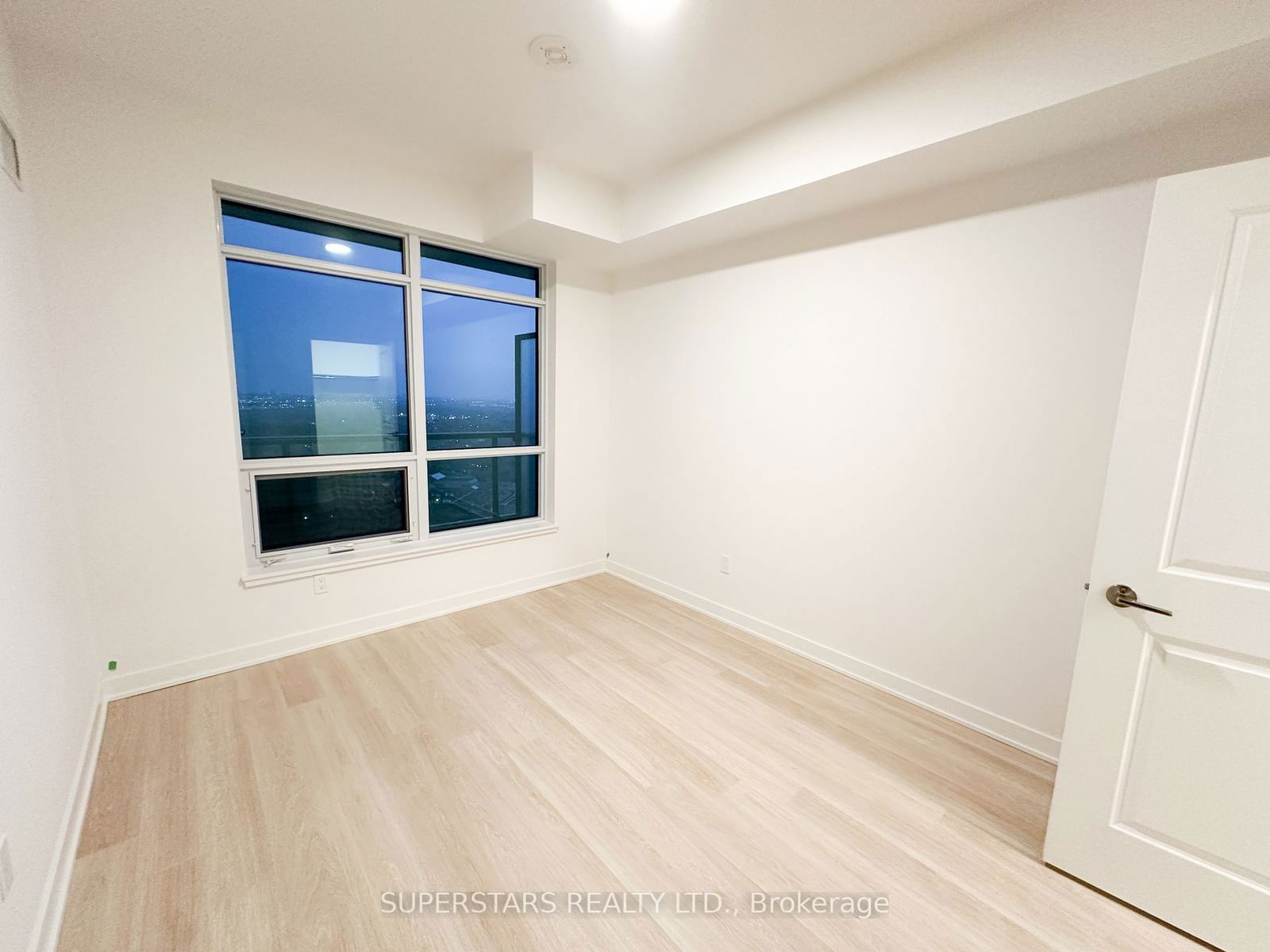 50 Upper Mall Way, unit B-2303 for rent