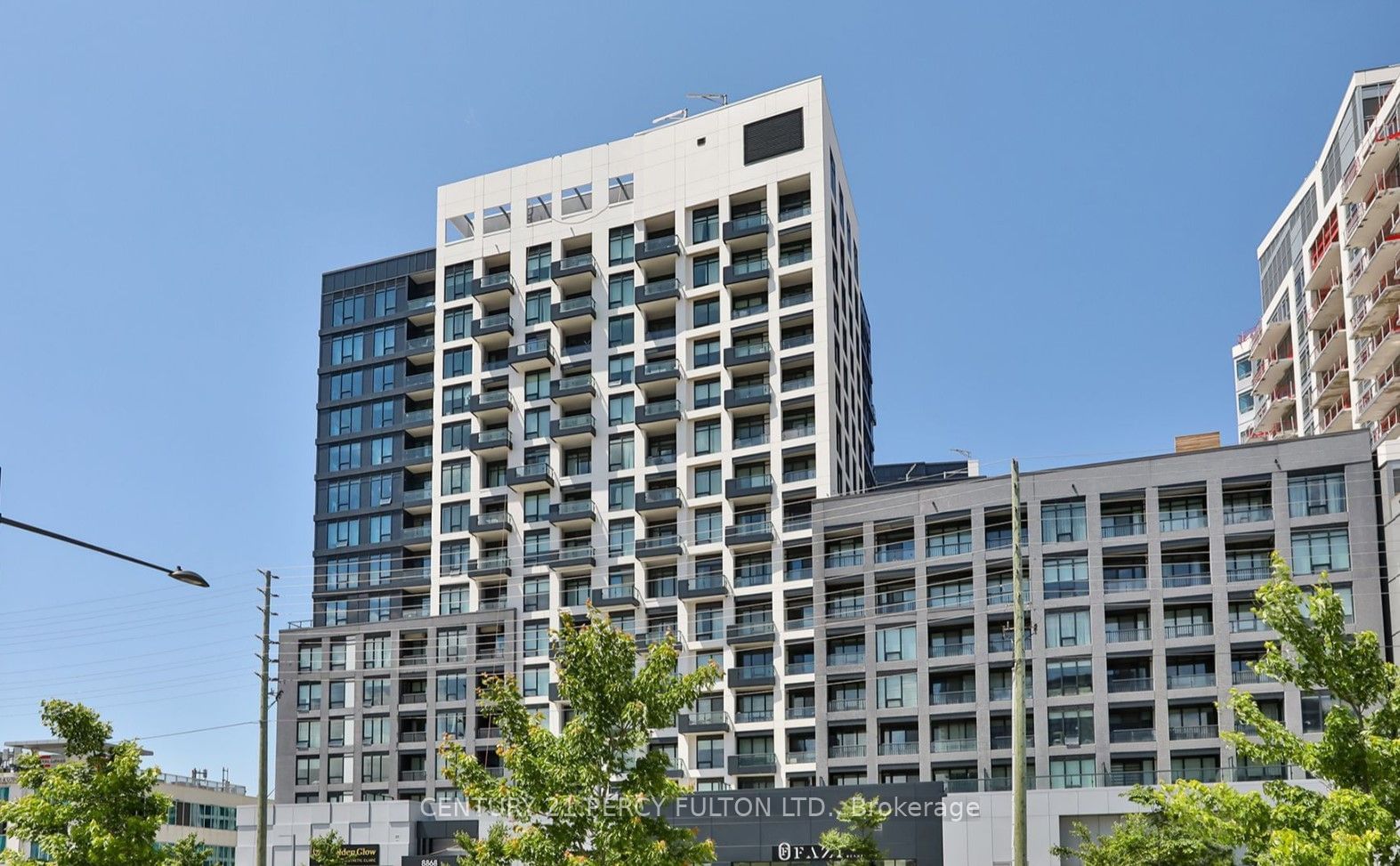 8868 Yonge St, unit 908E for sale