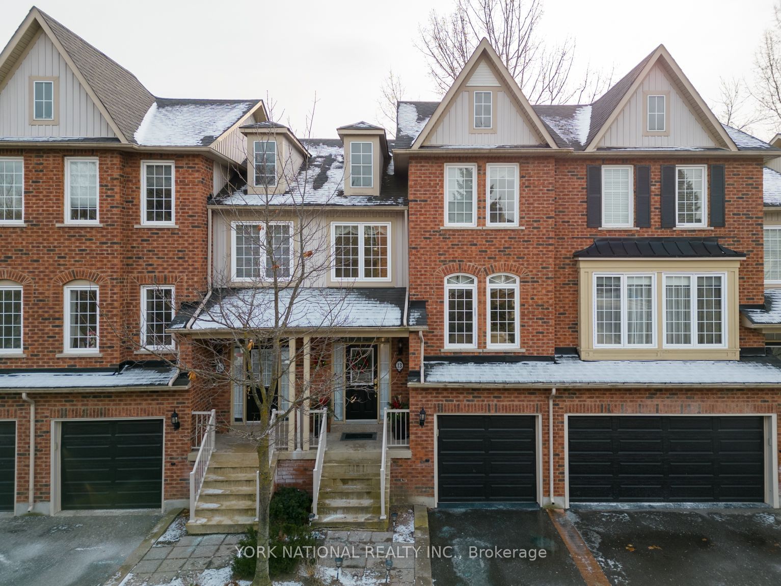 The Towne Manors of Elgin Pond, Richmond Hill, Toronto