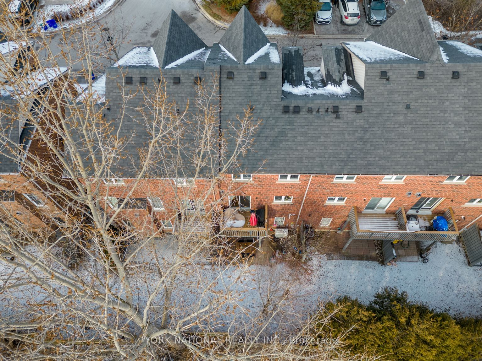 The Towne Manors of Elgin Pond, Richmond Hill, Toronto