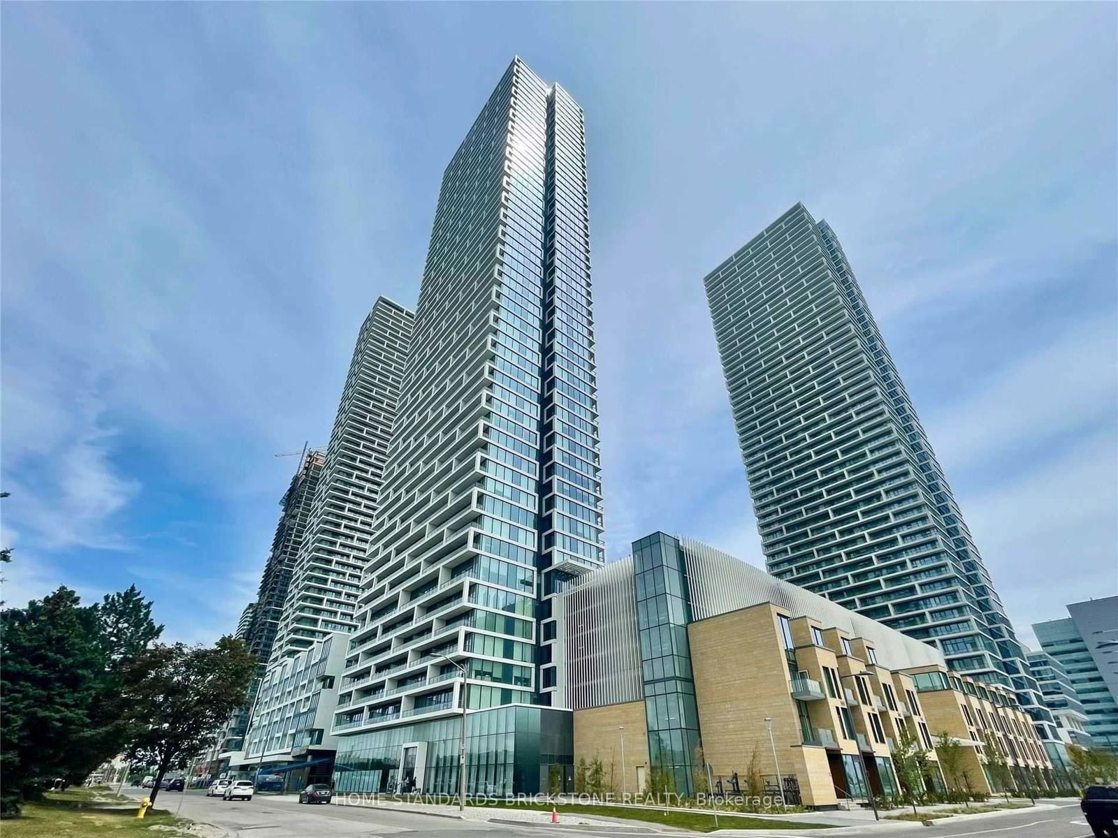 898 Portage Pkwy, unit 2909 for sale