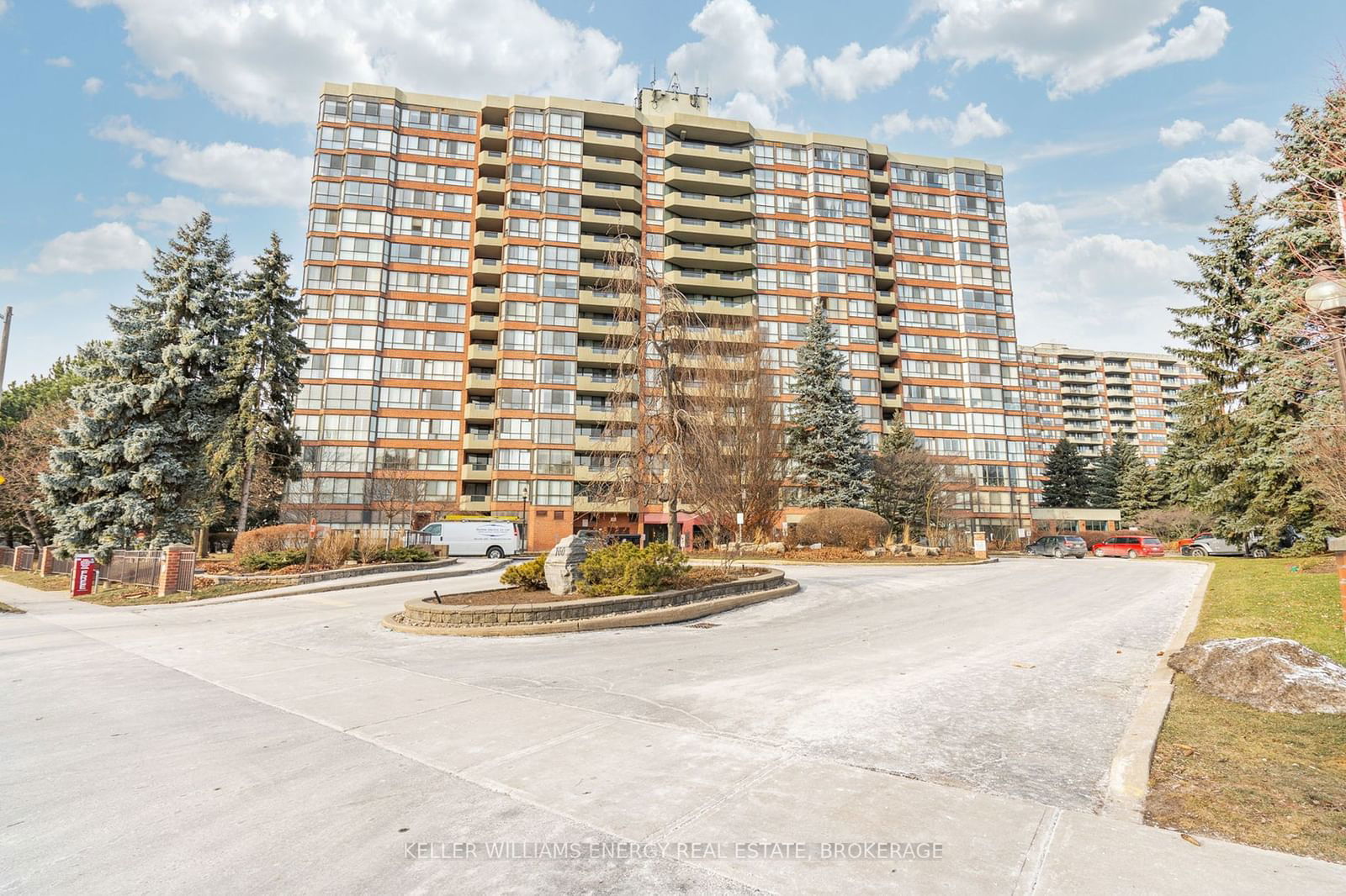 Observatory Lane Condo, Richmond Hill, Toronto