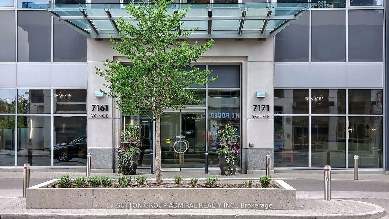 7171 Yonge St, unit 1007 for sale