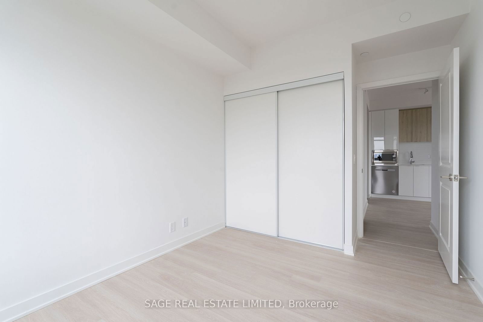 30 Upper Mall Way, unit 1710A for rent