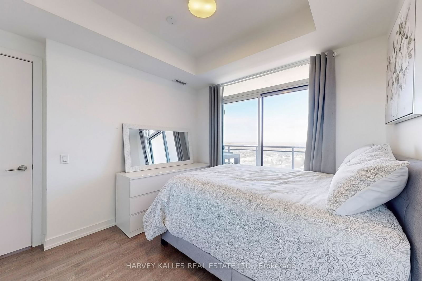 1 Grandview Ave, unit 2005 for sale