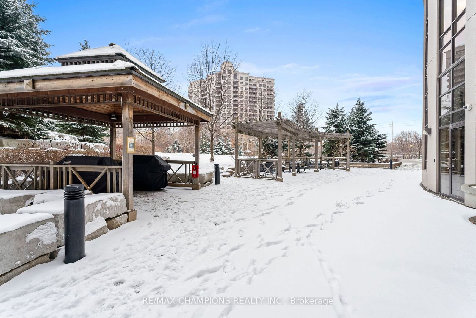 9245 JANE St, unit PH 07 for sale