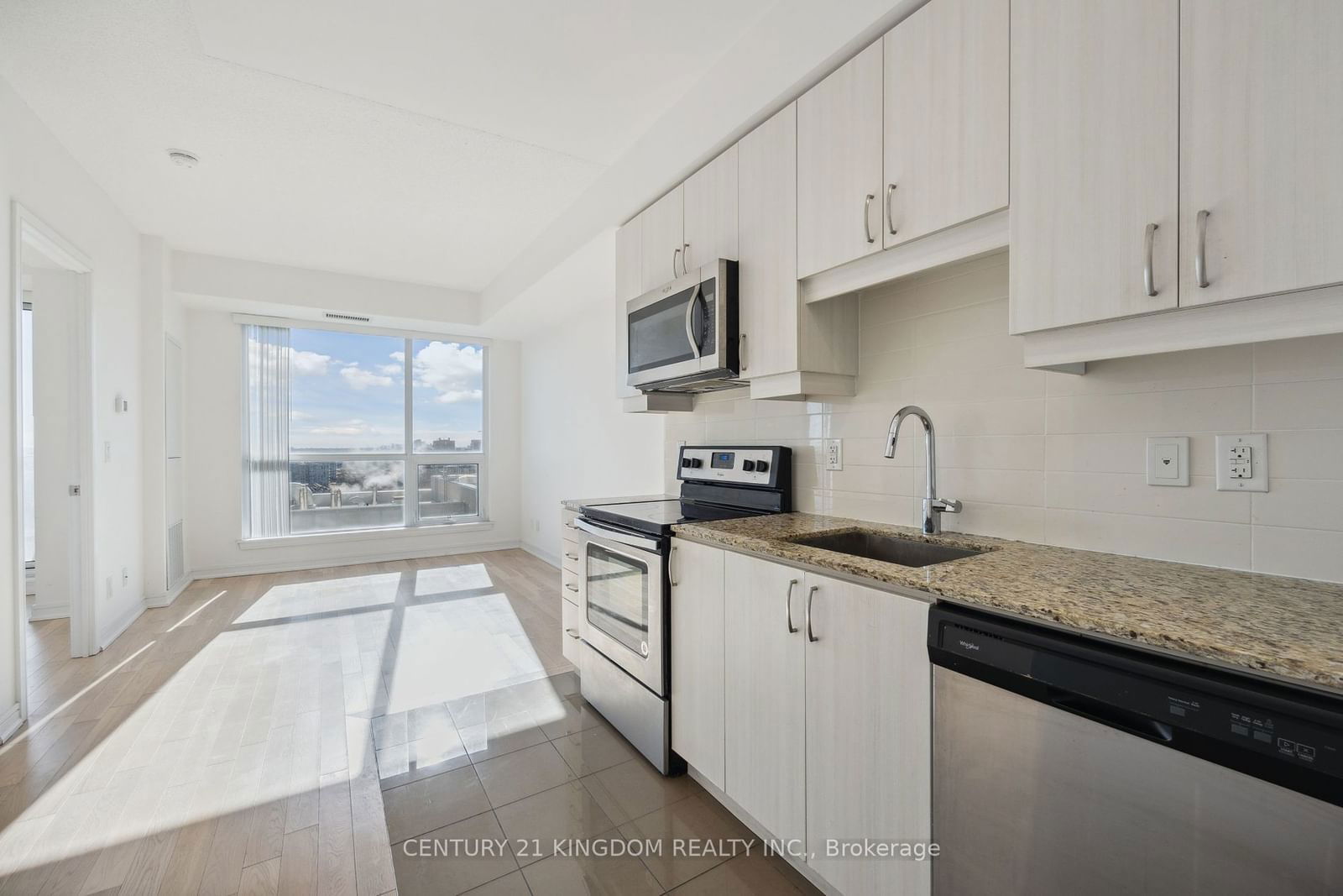 9201 Yonge St, unit 1405 for rent