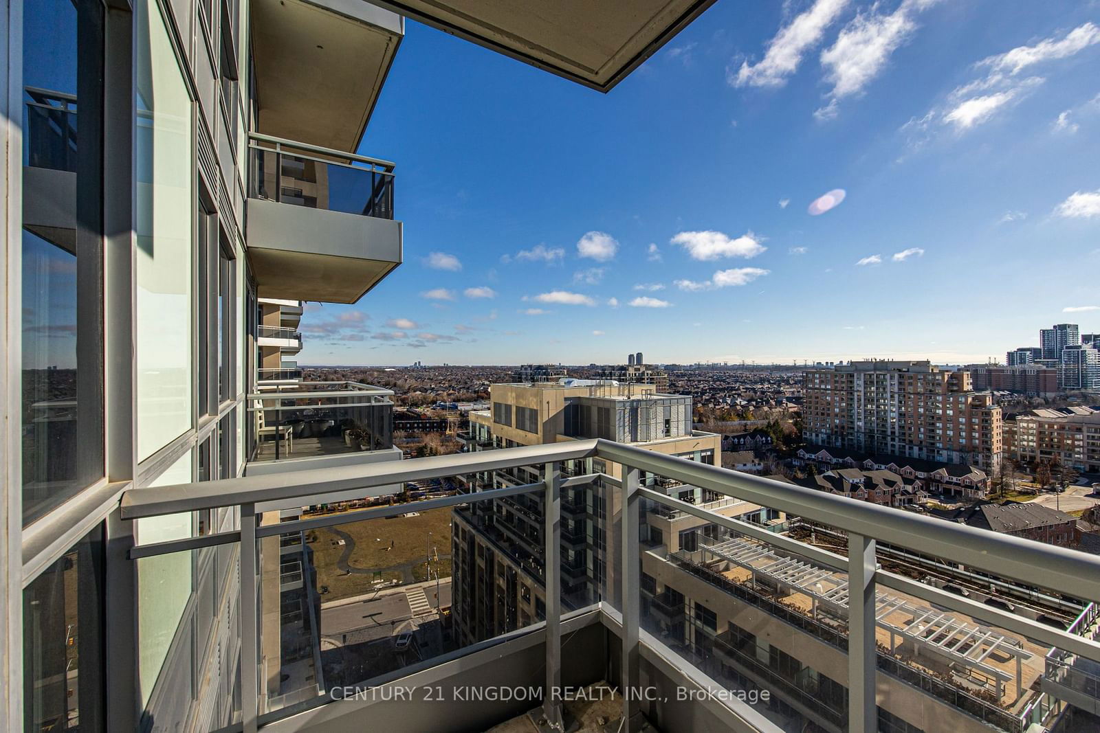 9201 Yonge St, unit 1405 for rent