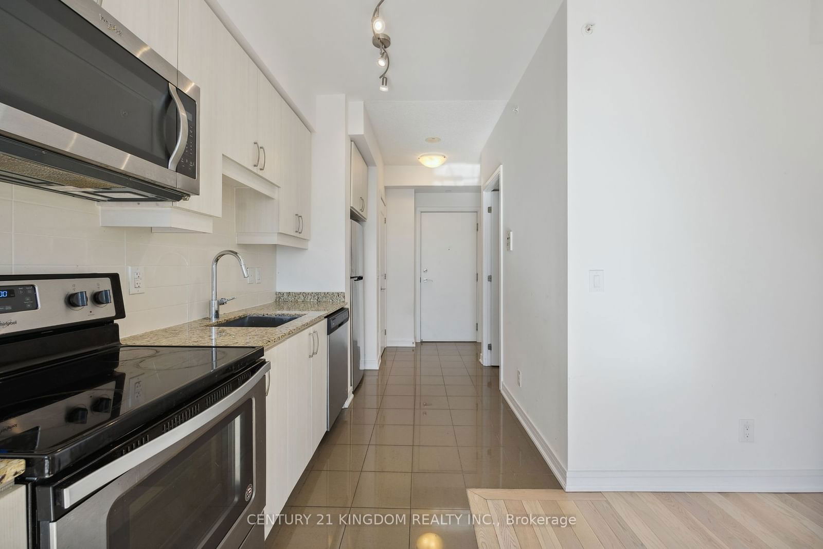 9201 Yonge St, unit 1405 for rent