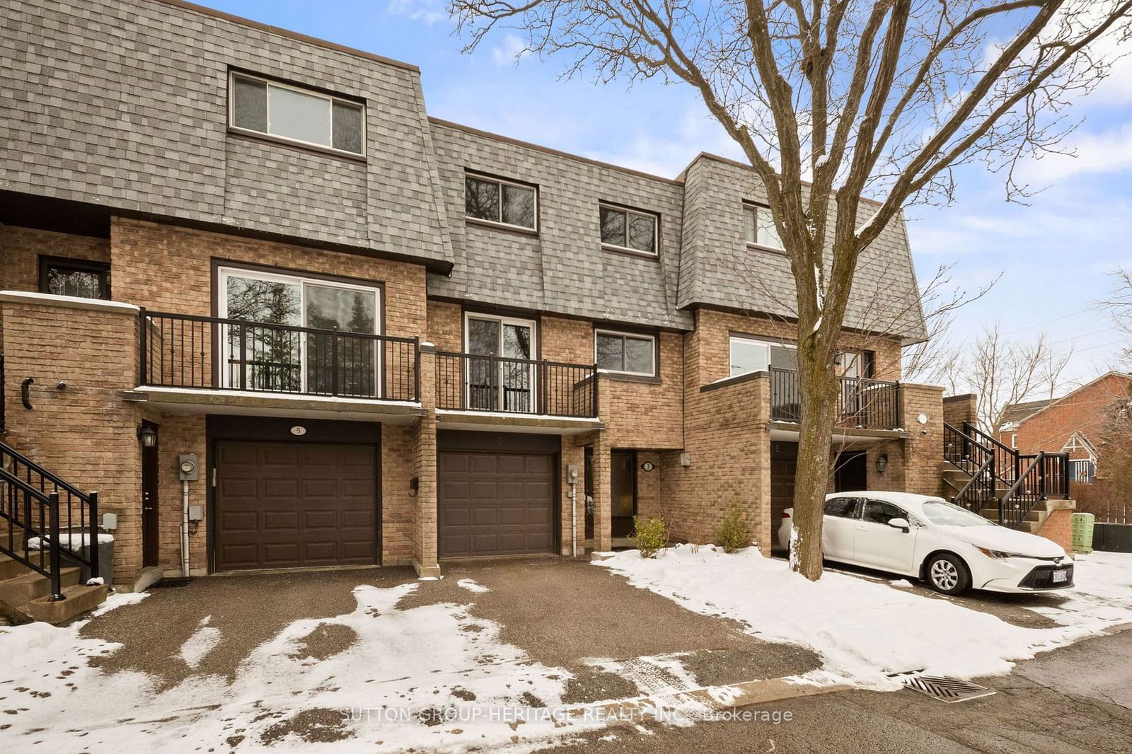 2 Woodglen Way Townhouses, Markham, Toronto