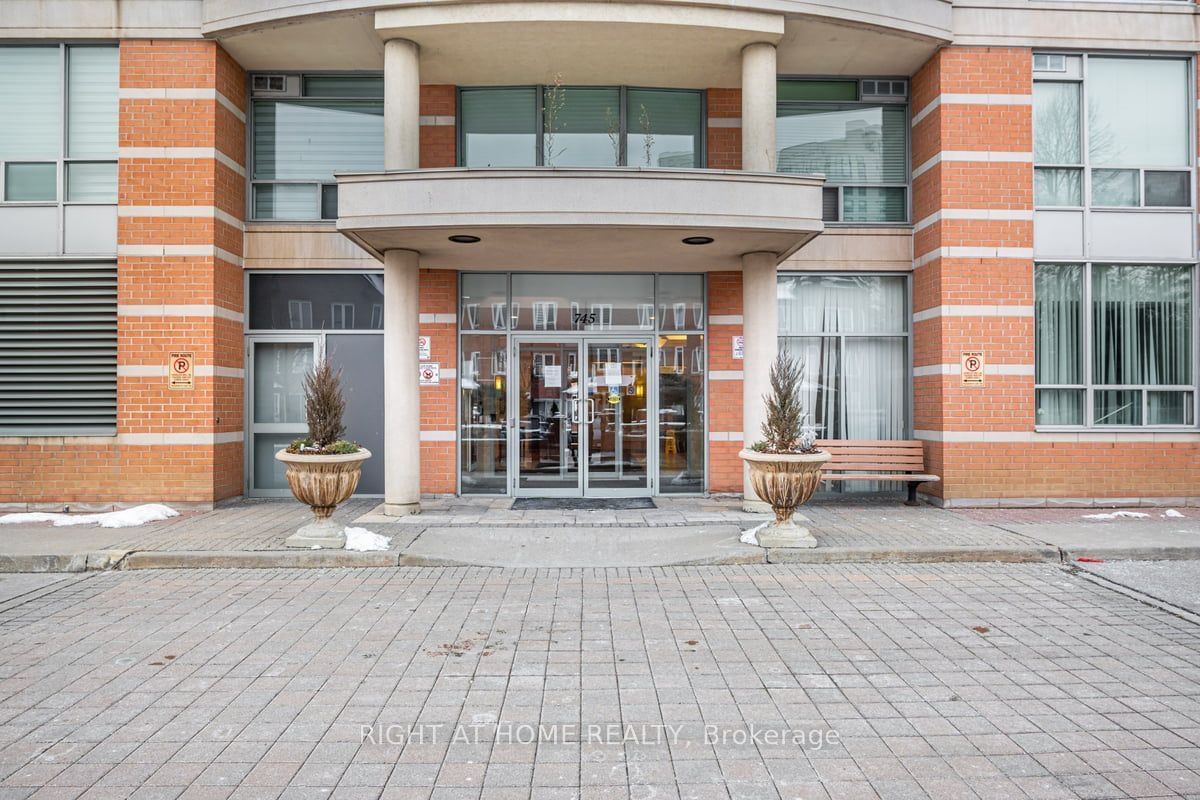 Residence of Beauclaire Condos, Vaughan, Toronto