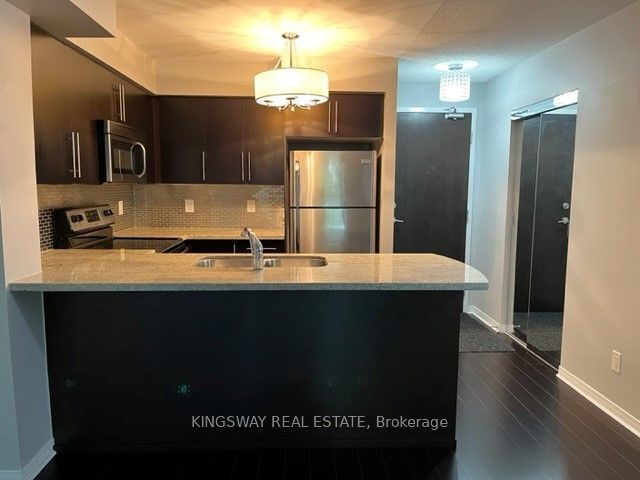 73 King William Cres, unit 305 for rent