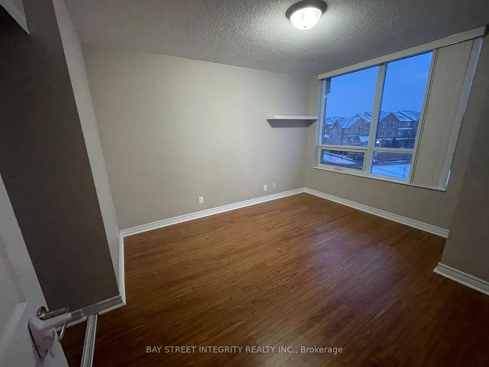 33 Cox Blvd, unit 613 for rent