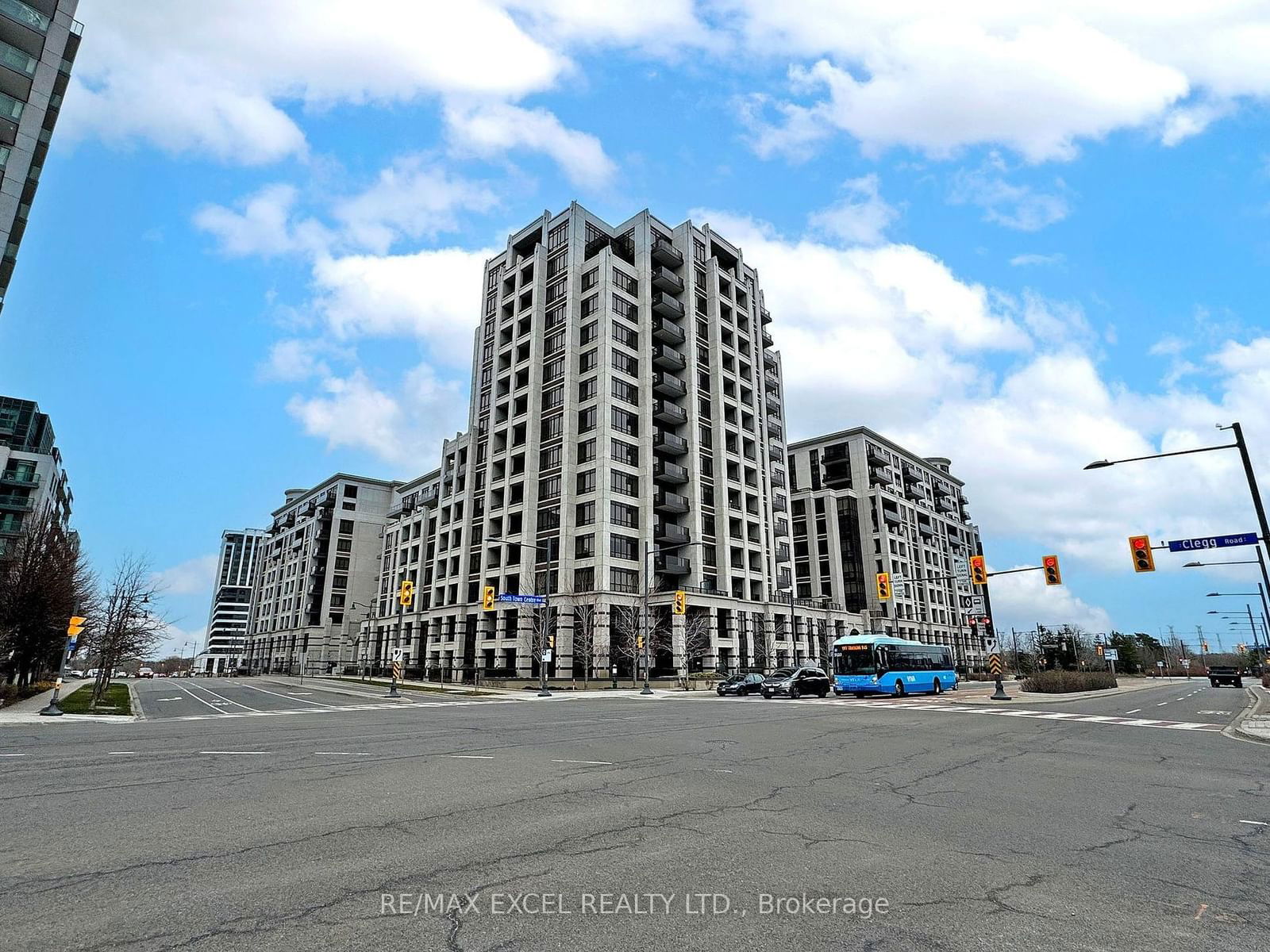 89 South Town Centre Blvd, unit 317 for sale