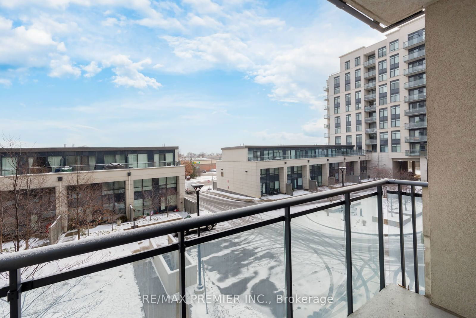 12 Woodstream Blvd, unit 209 for sale