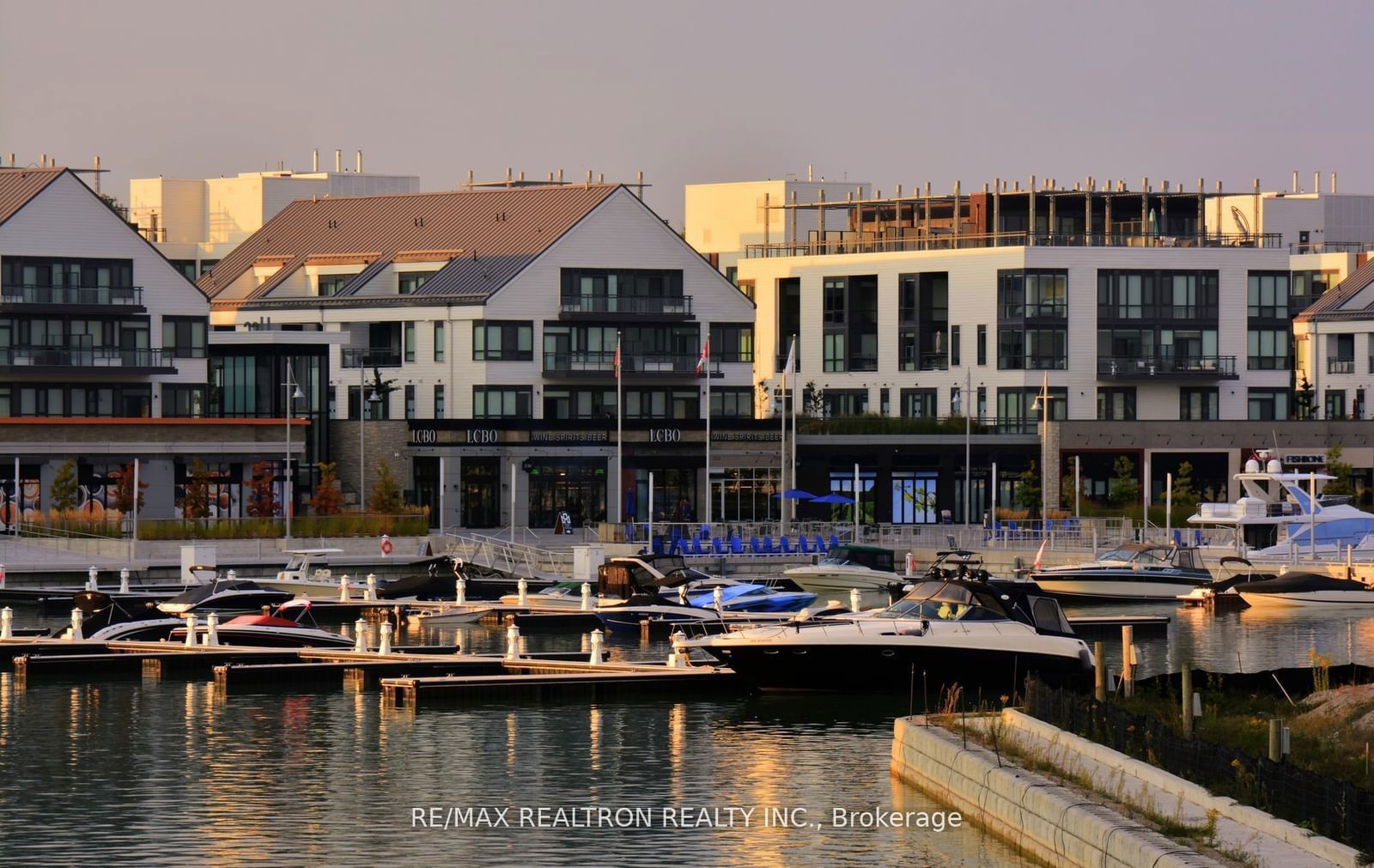 Friday Harbour, Innisfil, Toronto