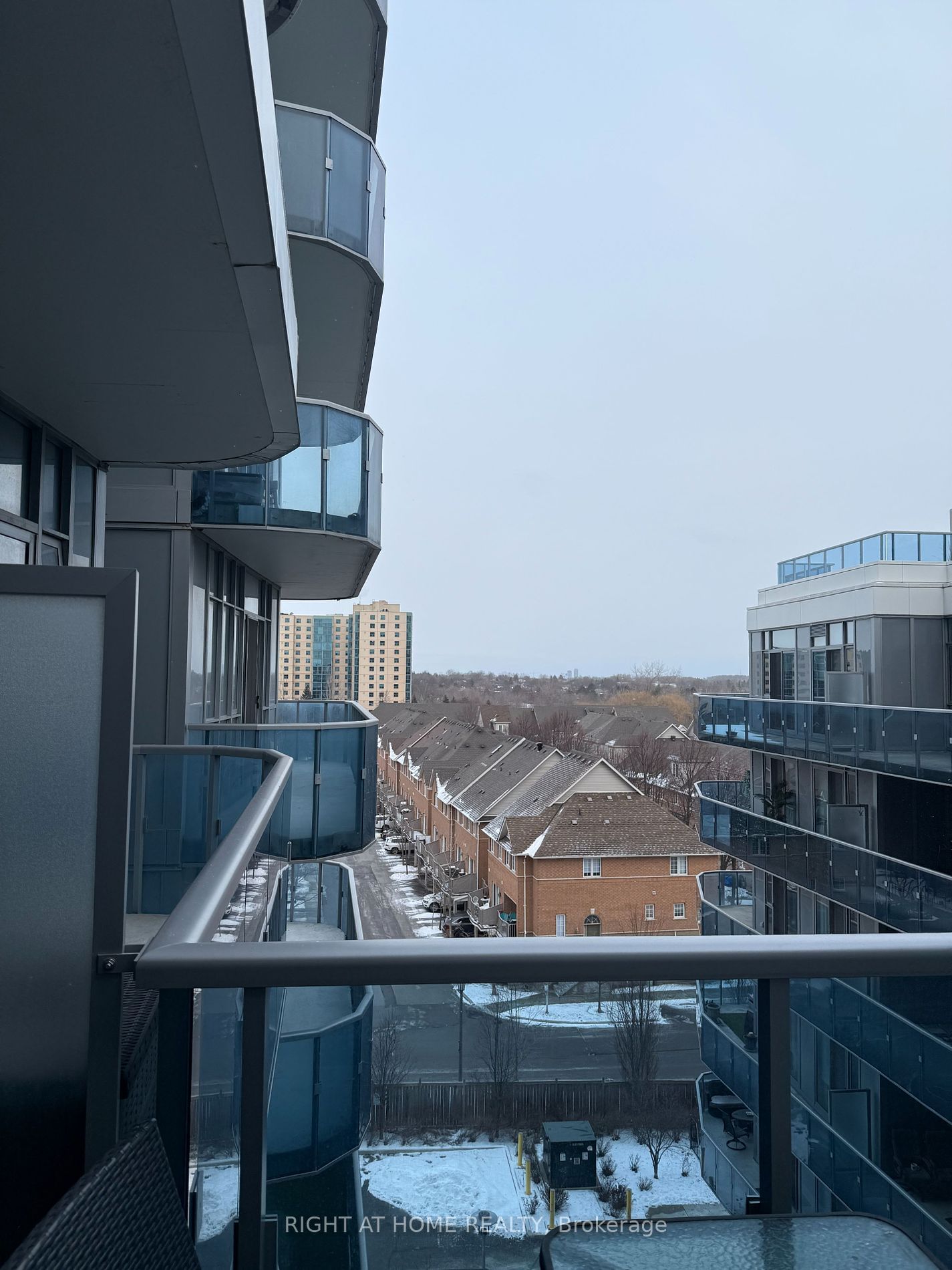 9471 Yonge St, unit 737 for rent