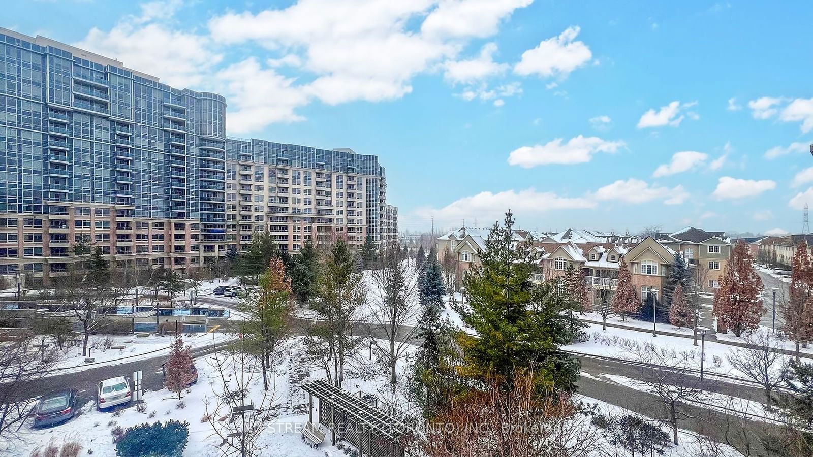 33 Cox Blvd, unit 610 for sale