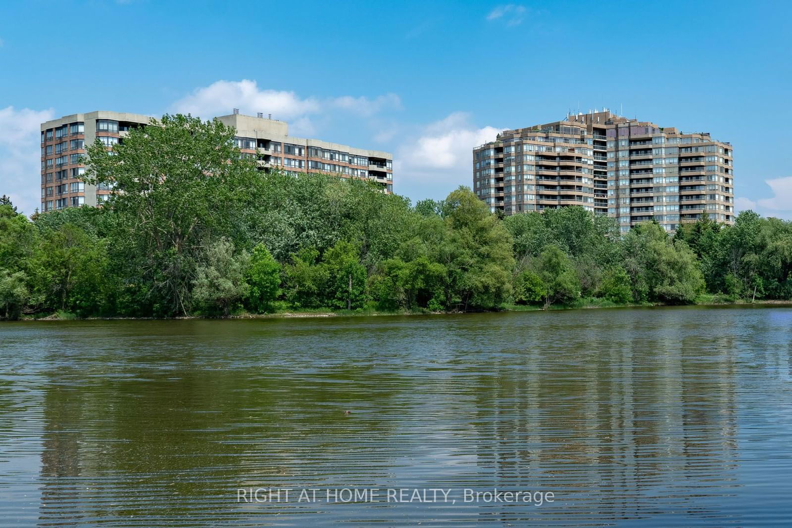 Waldon Pond Condos, Markham, Toronto