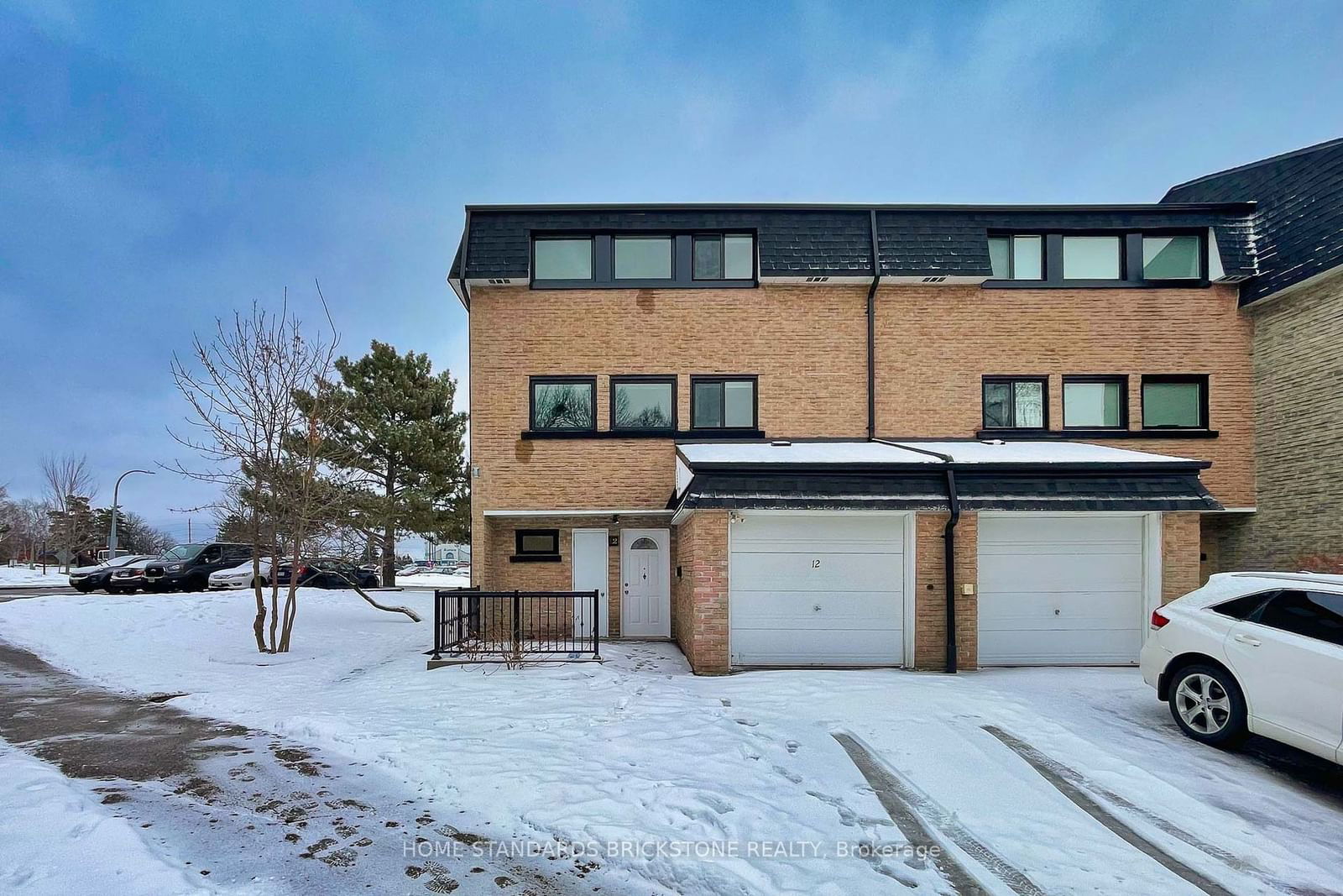 12 Poplar Cres, unit 34 for rent