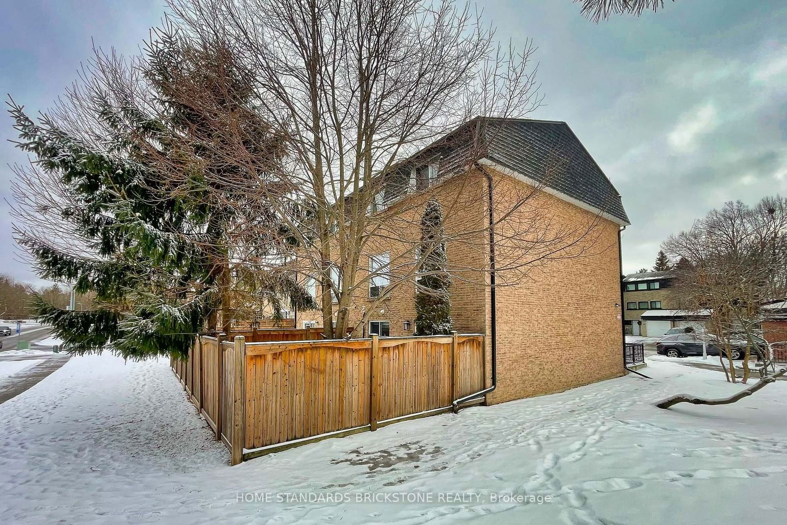 12 Poplar Cres, unit 34 for rent