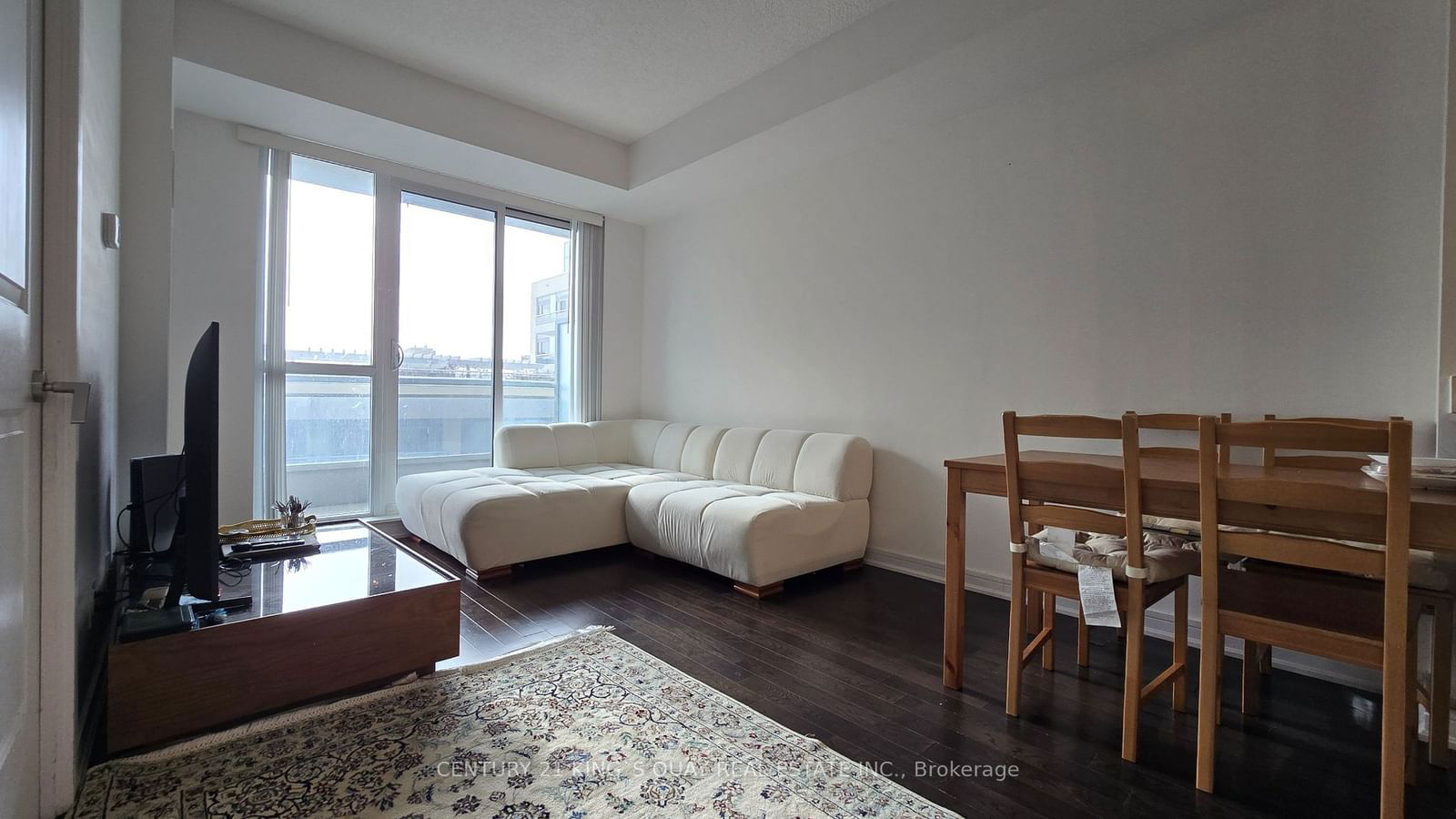 9205 Yonge St, unit 911 for rent