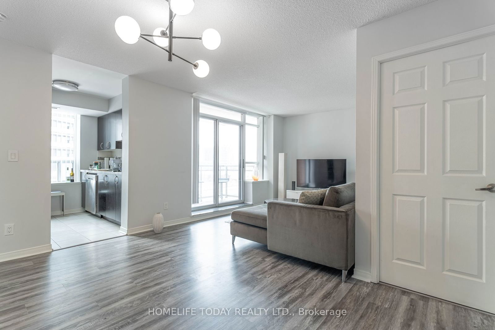 73 King William Cres, unit 510 for sale