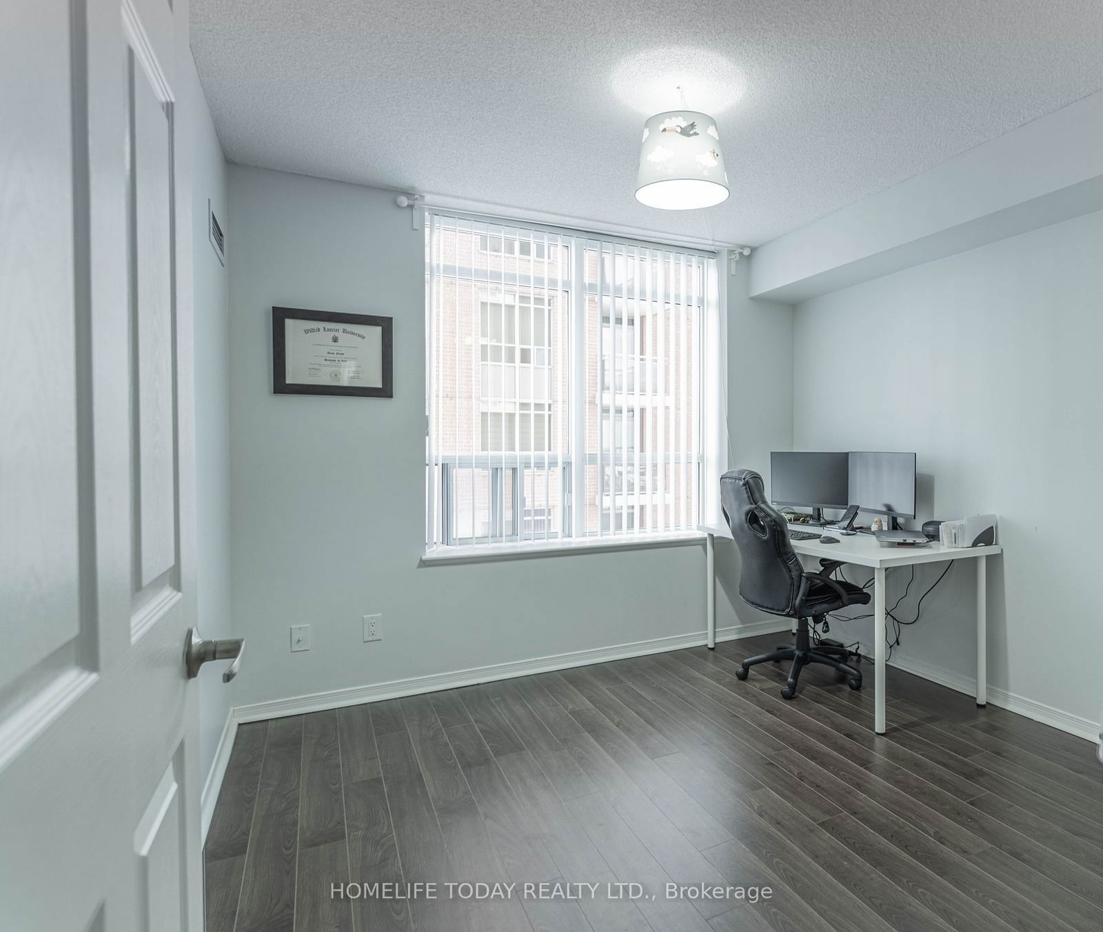 73 King William Cres, unit 510 for sale