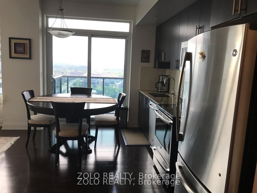 7165 Yonge St, unit 1712 for rent