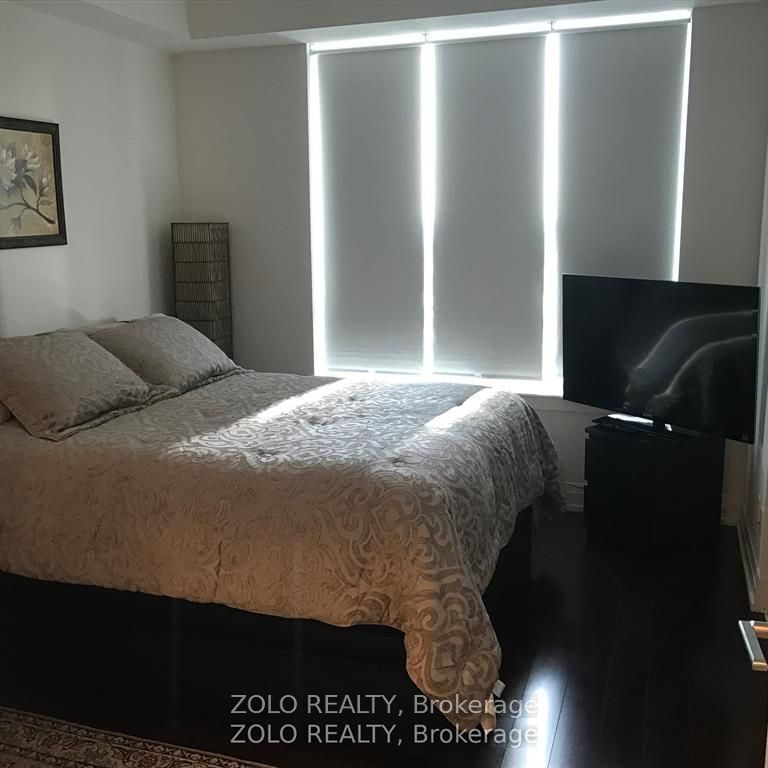 7165 Yonge St, unit 1712 for rent