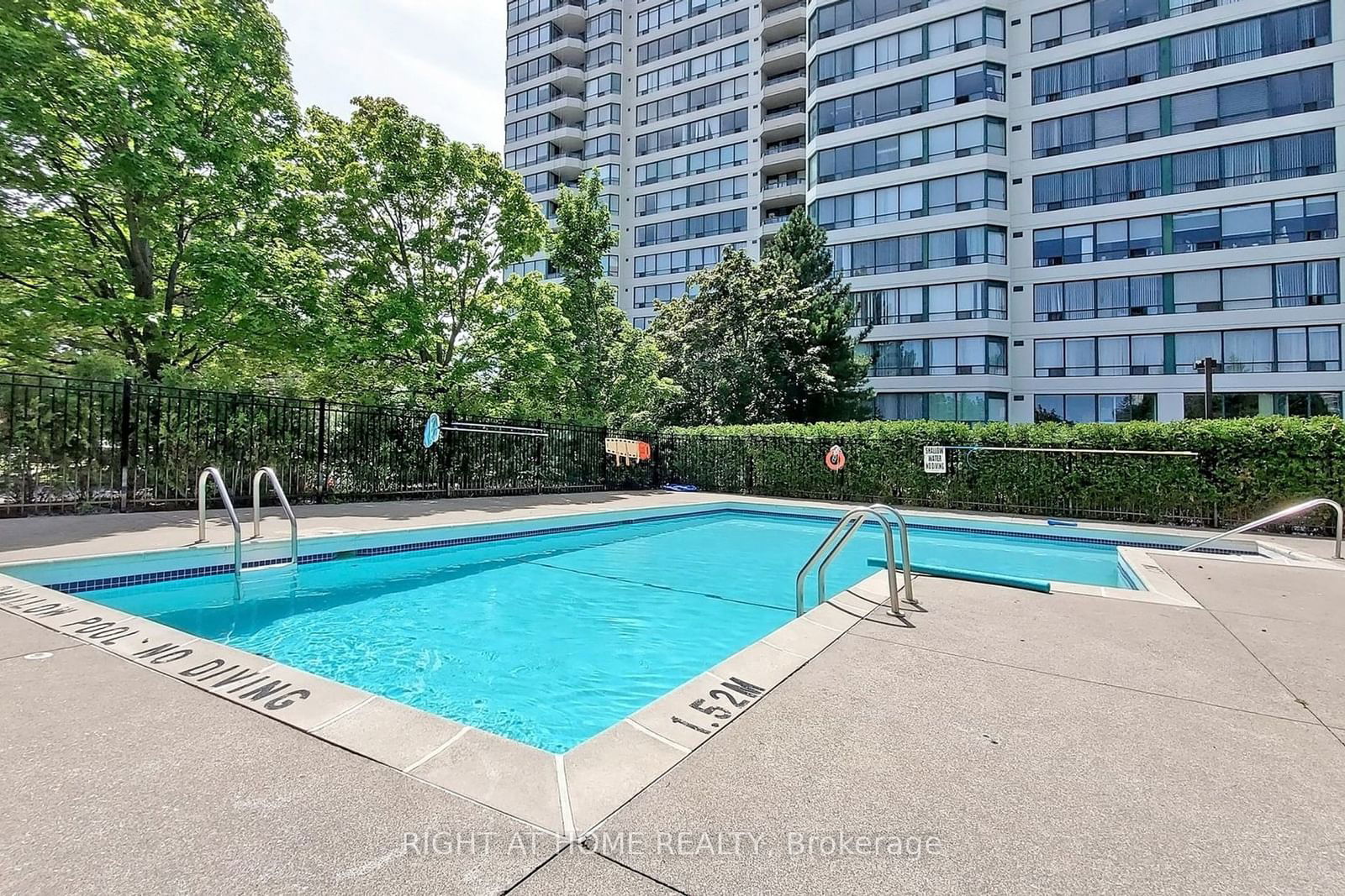 120 Promenade Circ, unit 310 for sale