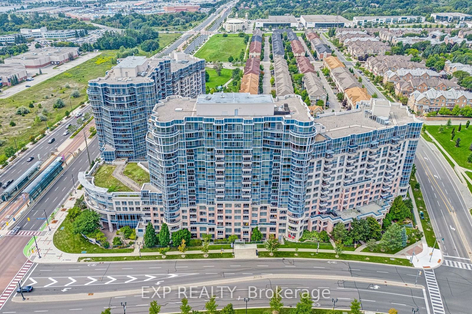 33 Cox Blvd, unit 334 for sale